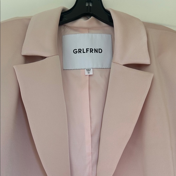 GRLFRND Blush Pink Blazer - Picture 4 of 8